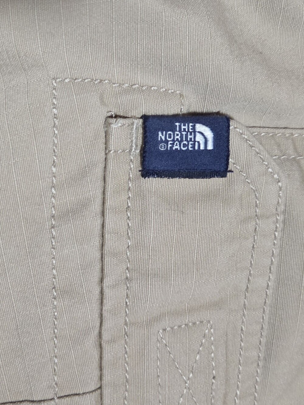 The North Face Ripstop Cargo Shorts Khaki Tan Size 32 NWOT - Picture 6 of 8